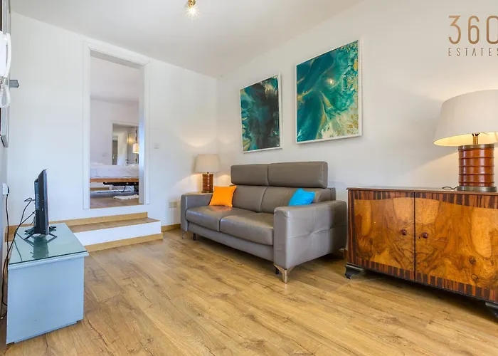 公寓 Charming With Sea Views & Maltese Balcony By 360 Estates *