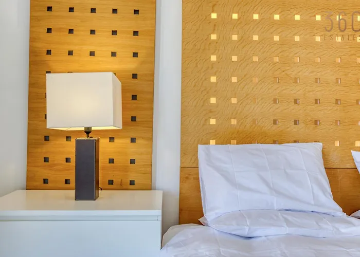 公寓 Charming With Sea Views & Maltese Balcony By 360 Estates 瓦莱塔